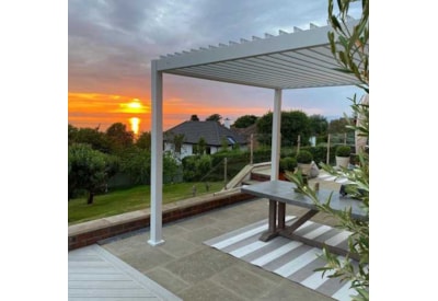 Nova Titan Aluminium Pergola 4m x 3m Rectangular White